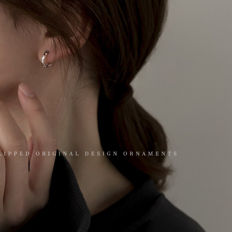 5.9元 怦然心动简约耳圈(3Ja3X9b16DM)/