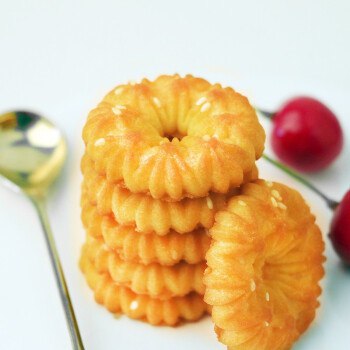 【京东】香脆曲奇饼干营养早餐 办公室休闲零食7包（约400g） 芝麻牛奶味