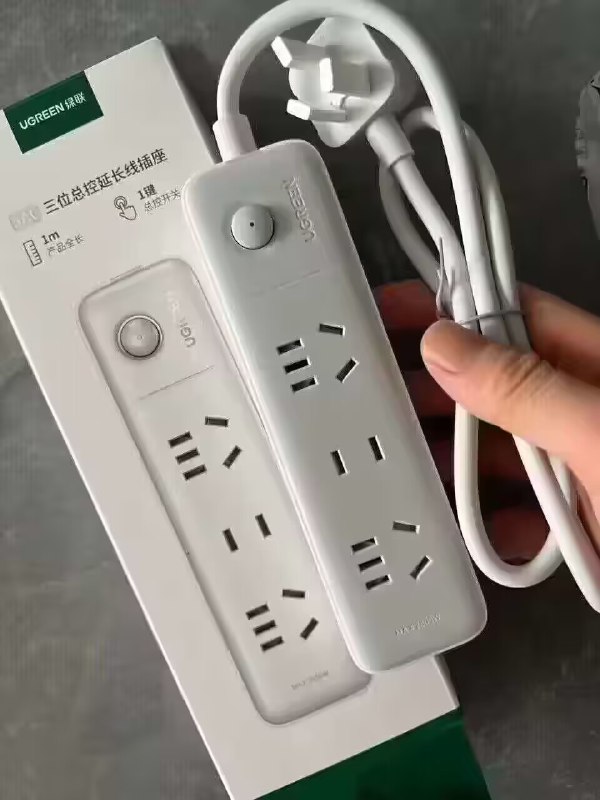 1.领券 加购物车1件【绿联数码旗舰店】拍第6个 排插3位总控+贴纸)t4iNdAroQJ7)/ CZ11//新国标！3C认证拔插无火花大功率阻燃材料 儿童安全门拍第8项 樱花红款 多彩选择