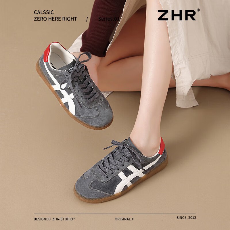 京东APP搜：秋水伊人少部分概率得100-50服饰卷不给巻的 试试搜“三彩”-9元 平底板鞋用100-50