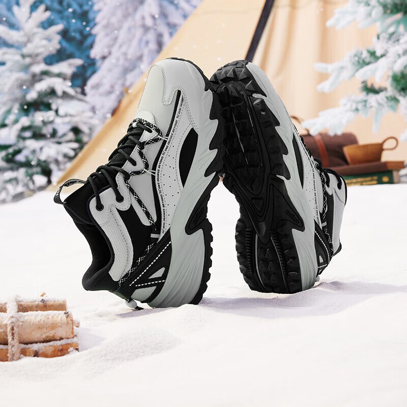 361度 秋冬男川野加绒运动鞋