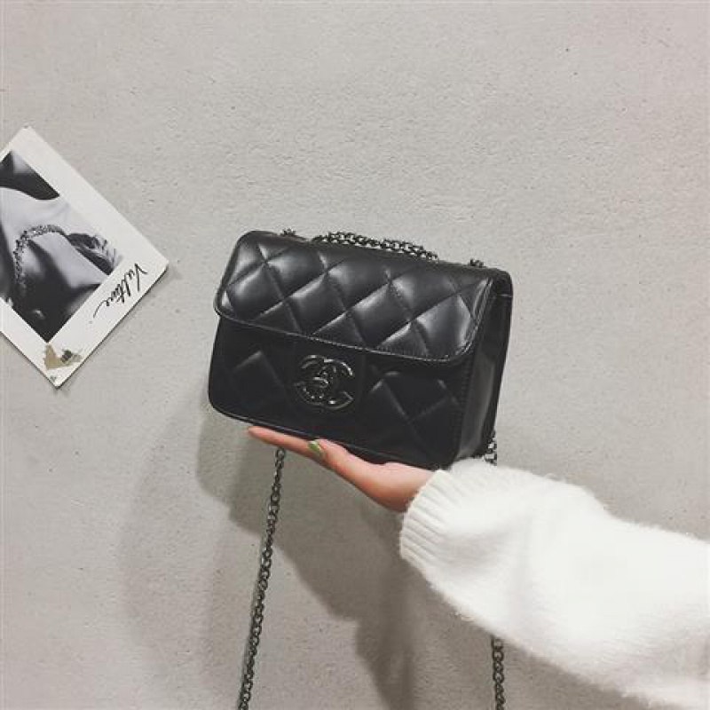 小香风菱格链条女包，22.9